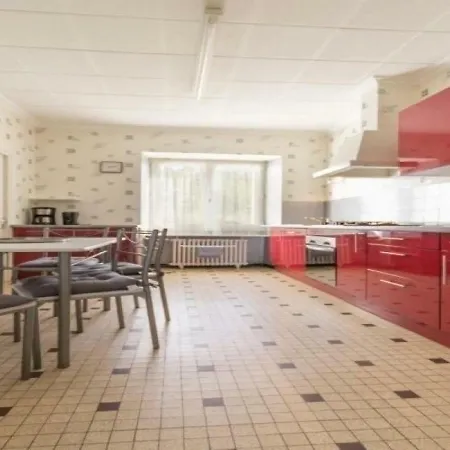 House La Cour Holiday home *